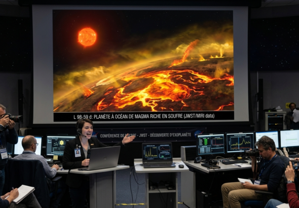 JWST révèle L 98-59 d, première planète à océan de magma riche en soufre